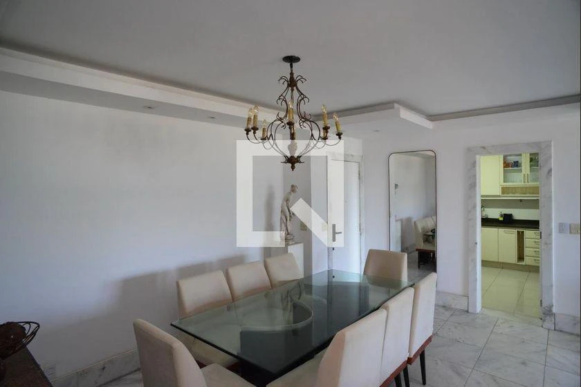 Furnished 4-bedroom apartment 145 m² with 2 parking spots — photo 35