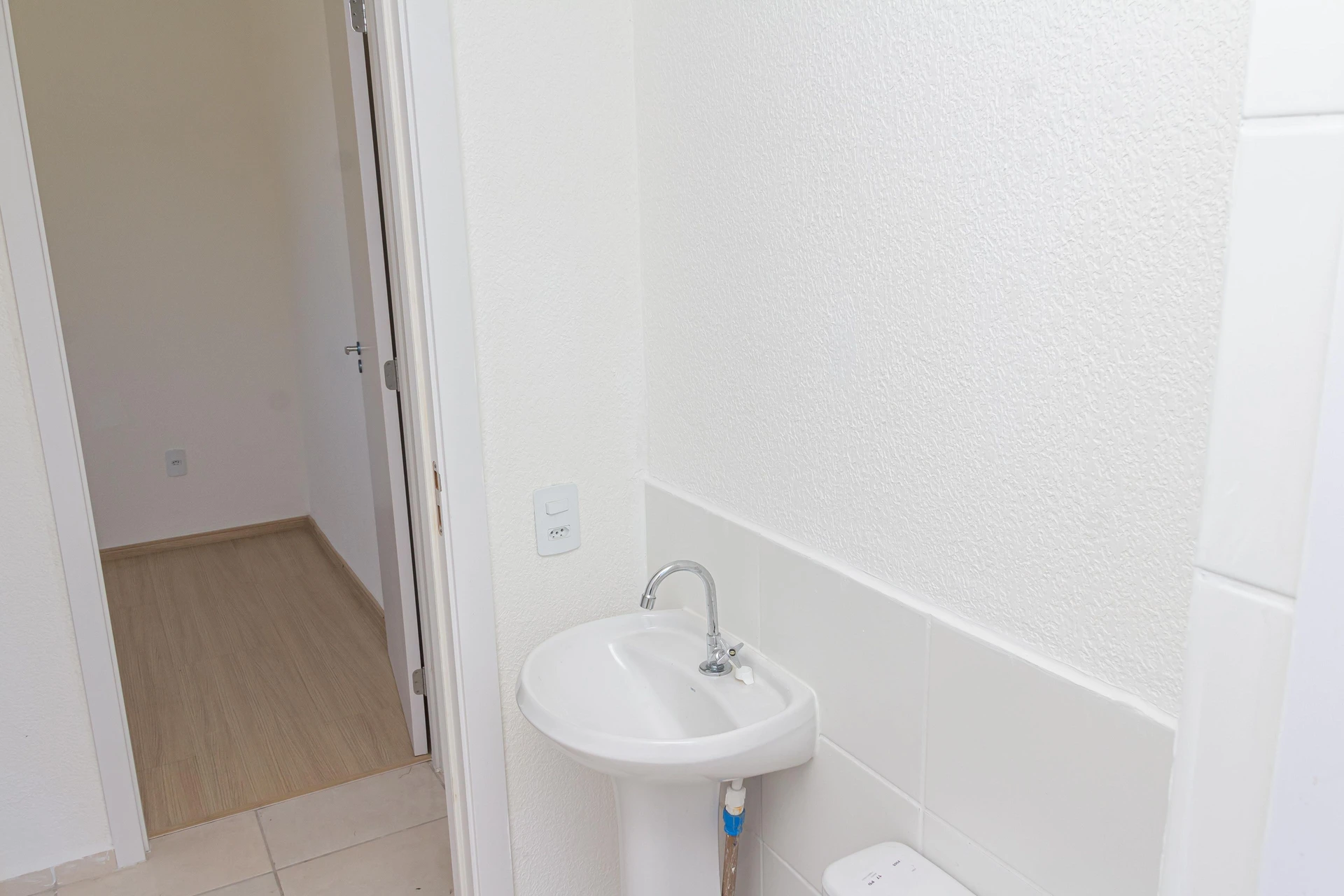 2-bedroom apartment in a building with a pool — photo 72