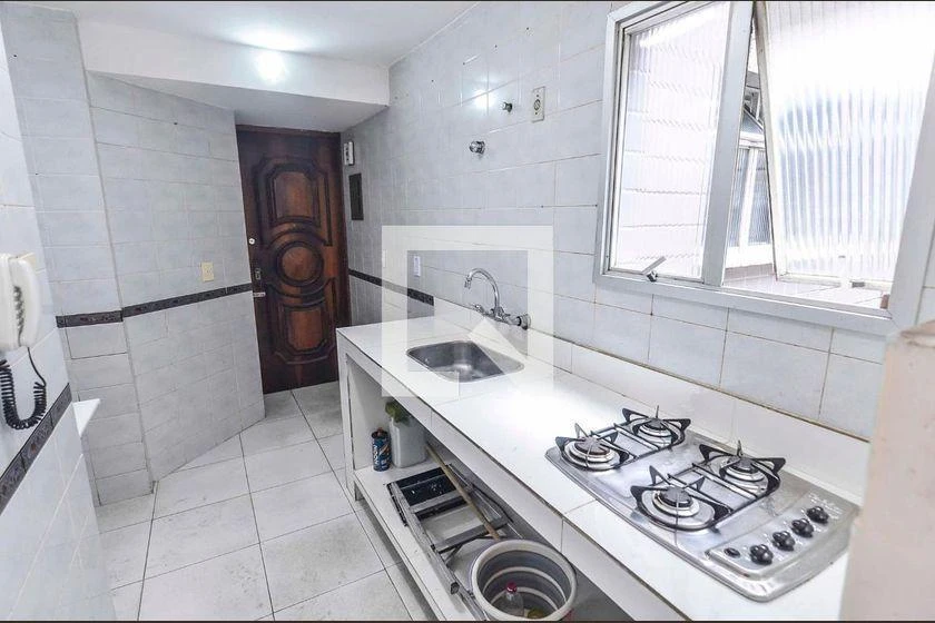 2-bedroom apartment with a mountain view in Rio de Janeiro — photo 22