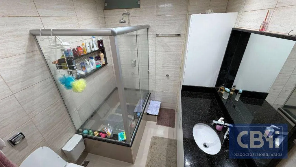 Furnished 3-bedroom apartment with gas stove kitchen — photo 9