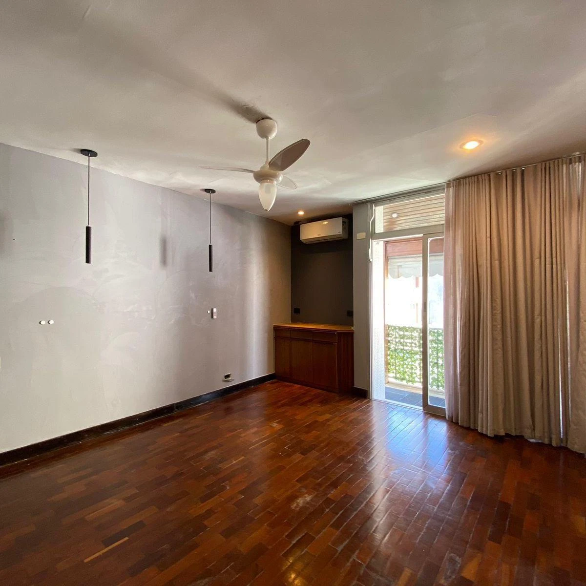 Rental penthouse with 255 m², 3 bedrooms — photo 12