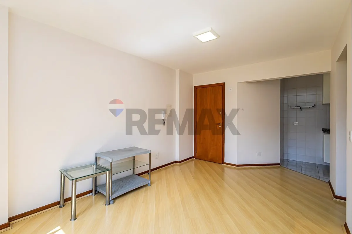 Apartment, 36 m², with wood or laminate floors — photo 8