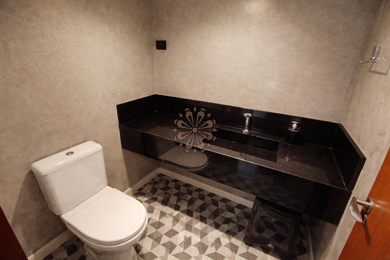 3-bedroom house with a home office in Curitiba — photo 21
