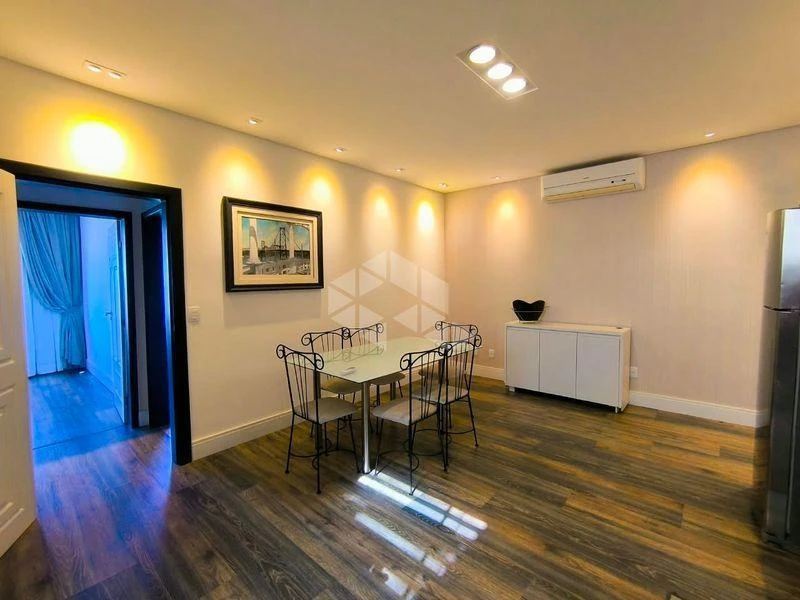 2-bedroom apartment with a water view in Florianópolis — photo 8