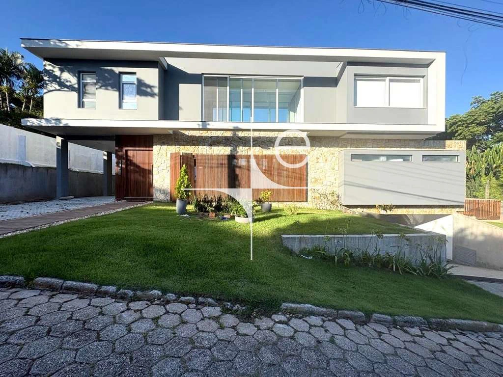Casa com 4 suítes e piscina de uso exclusivo no condomínio — photo 4