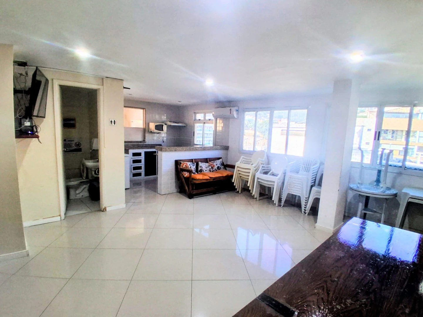 Apartamento de 3 quartos com suíte e cozinha aberta — photo 24