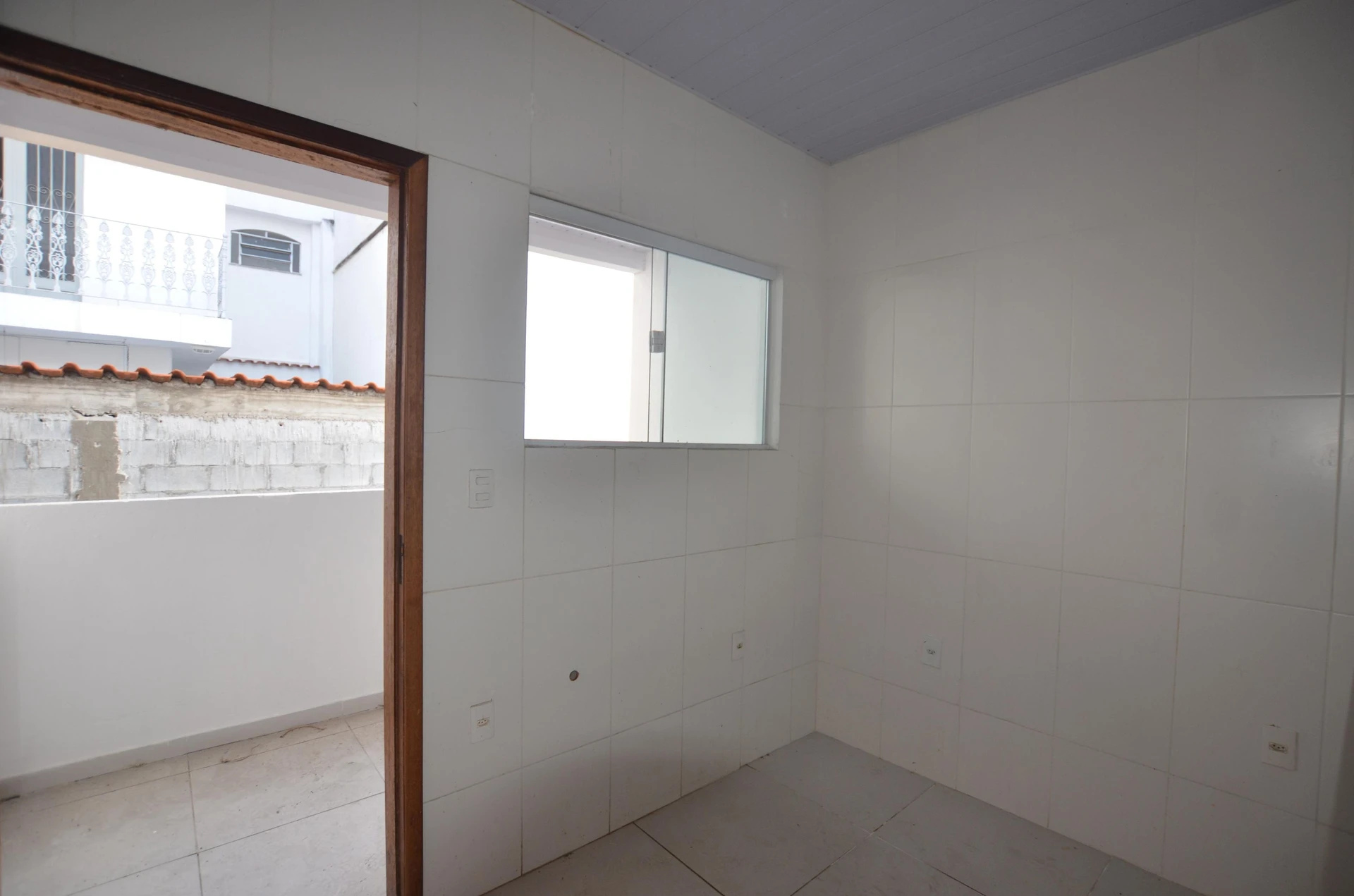 3-bedroom apartment, 1 with its own bathroom, 90 m² — photo 15
