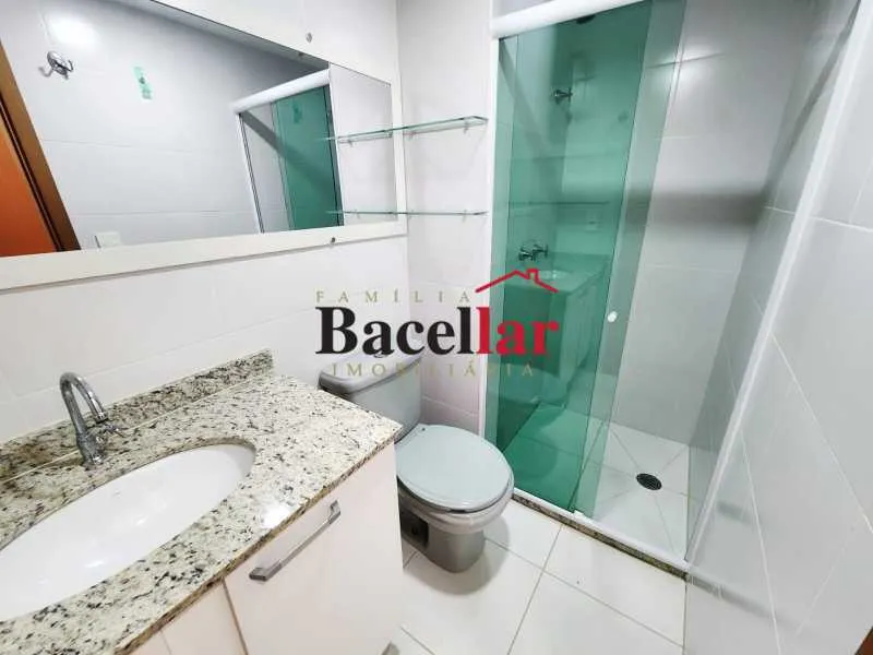 2-bedroom apartment with a washing machine in Rio de Janeiro — photo 15