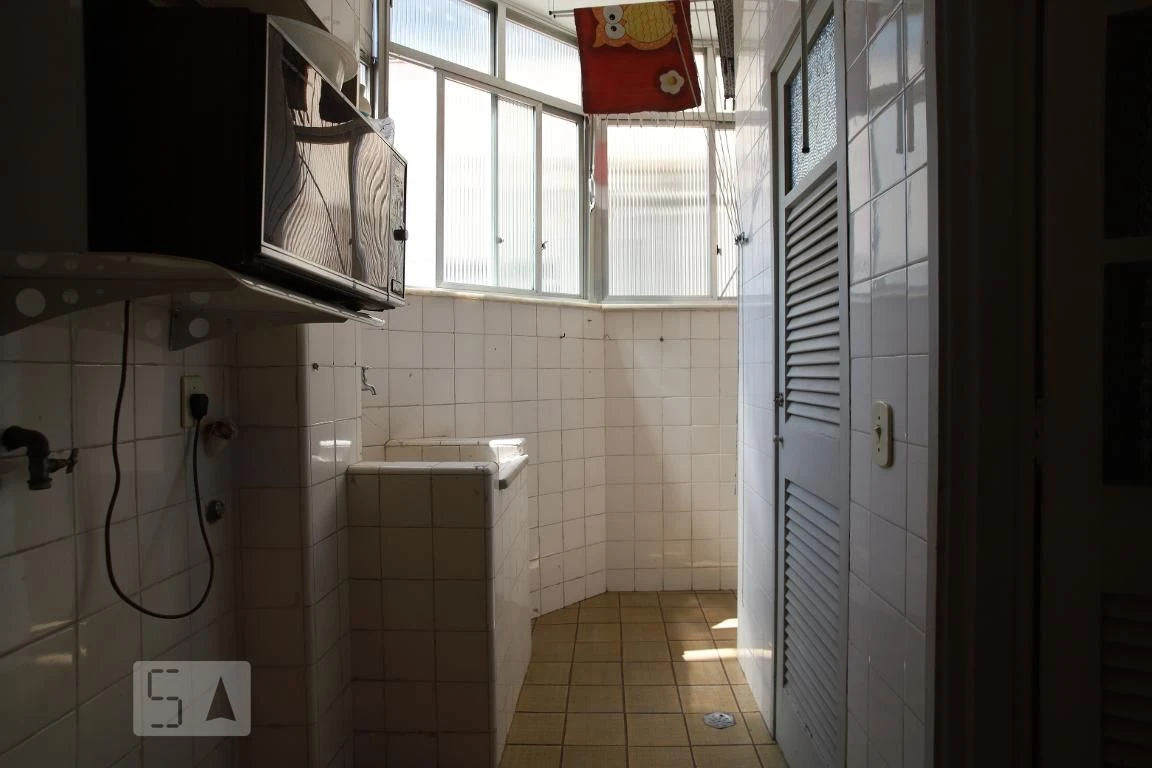 2-bedroom apartment with a mountain view — photo 30