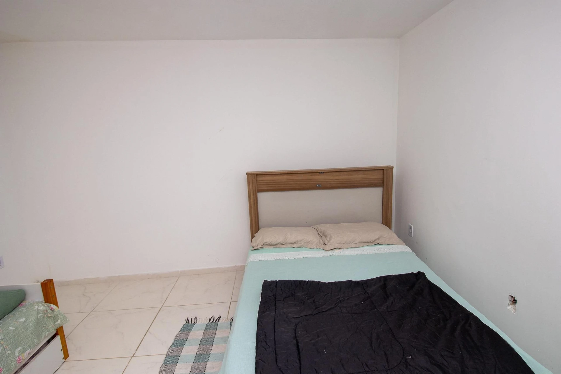 Furnished 2-bedroom apartment with 1 parking space and 2 baths — photo 21