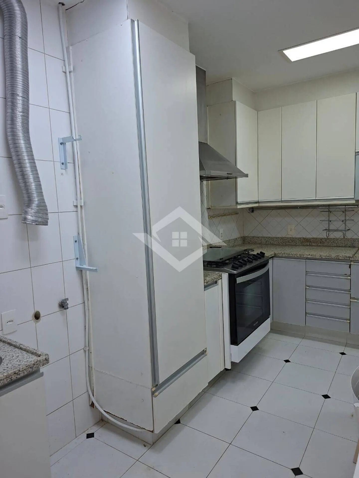 Квартира с 3 спальнями: 2 с ванными и 4 санузла — photo 14