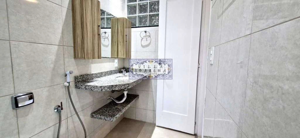 Furnished 1-bedroom apartment with a closed kitchen — photo 29