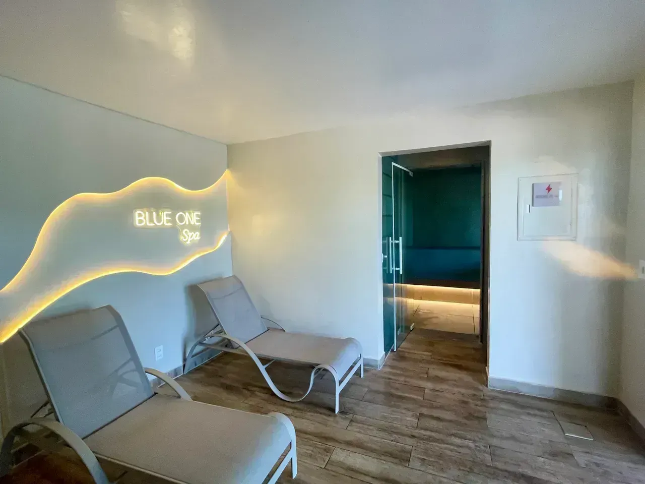 Duplex penthouse furnished with 4 bedrooms 235 m² — photo 30
