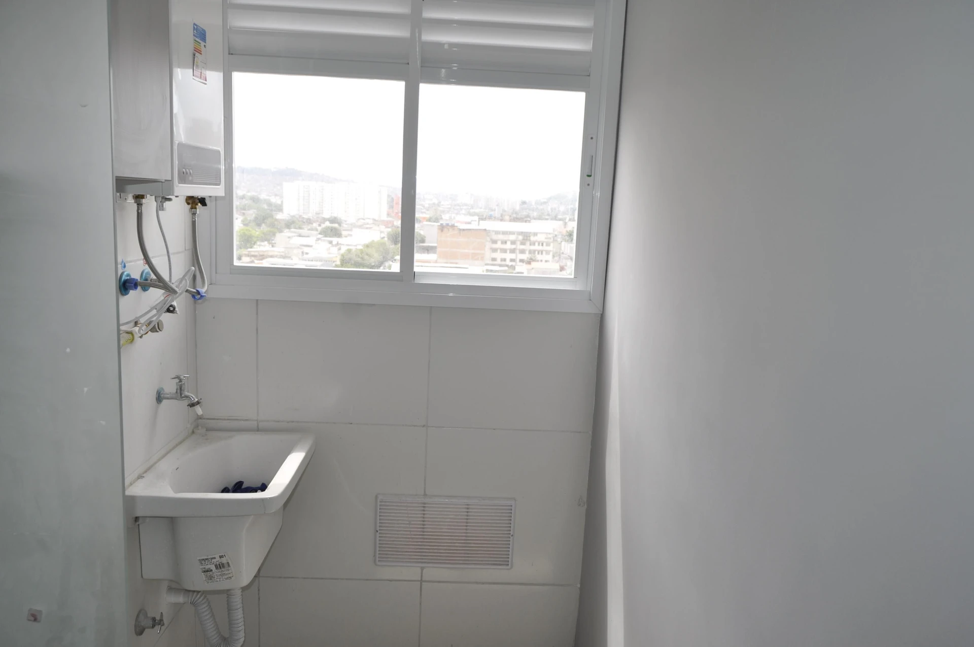 Apartamento sem mobília com 2 quartos e suíte — photo 18