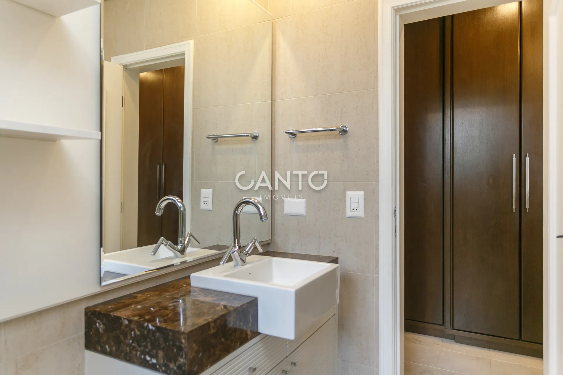 4-bedroom apartment with 3 parking spaces included — photo 41