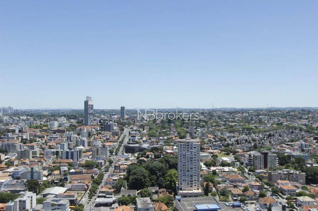 2-bedroom apartment with suite, balcony and private BBQ — photo 8