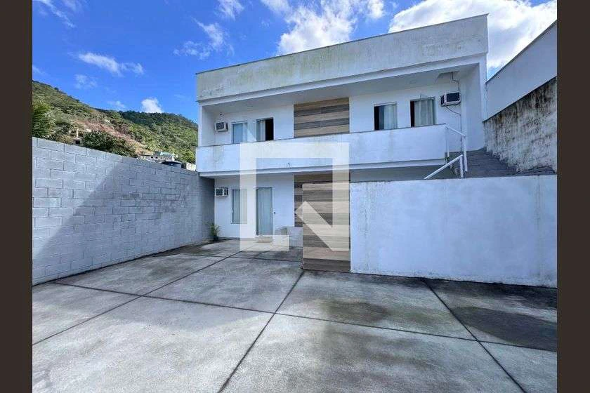 Casa mobiliada de 30 m² com 1 quarto e jardim privativo — photo 23