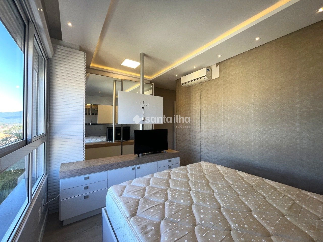 Квартира 114 м² с видом на горы и панорамными окнами — photo 18