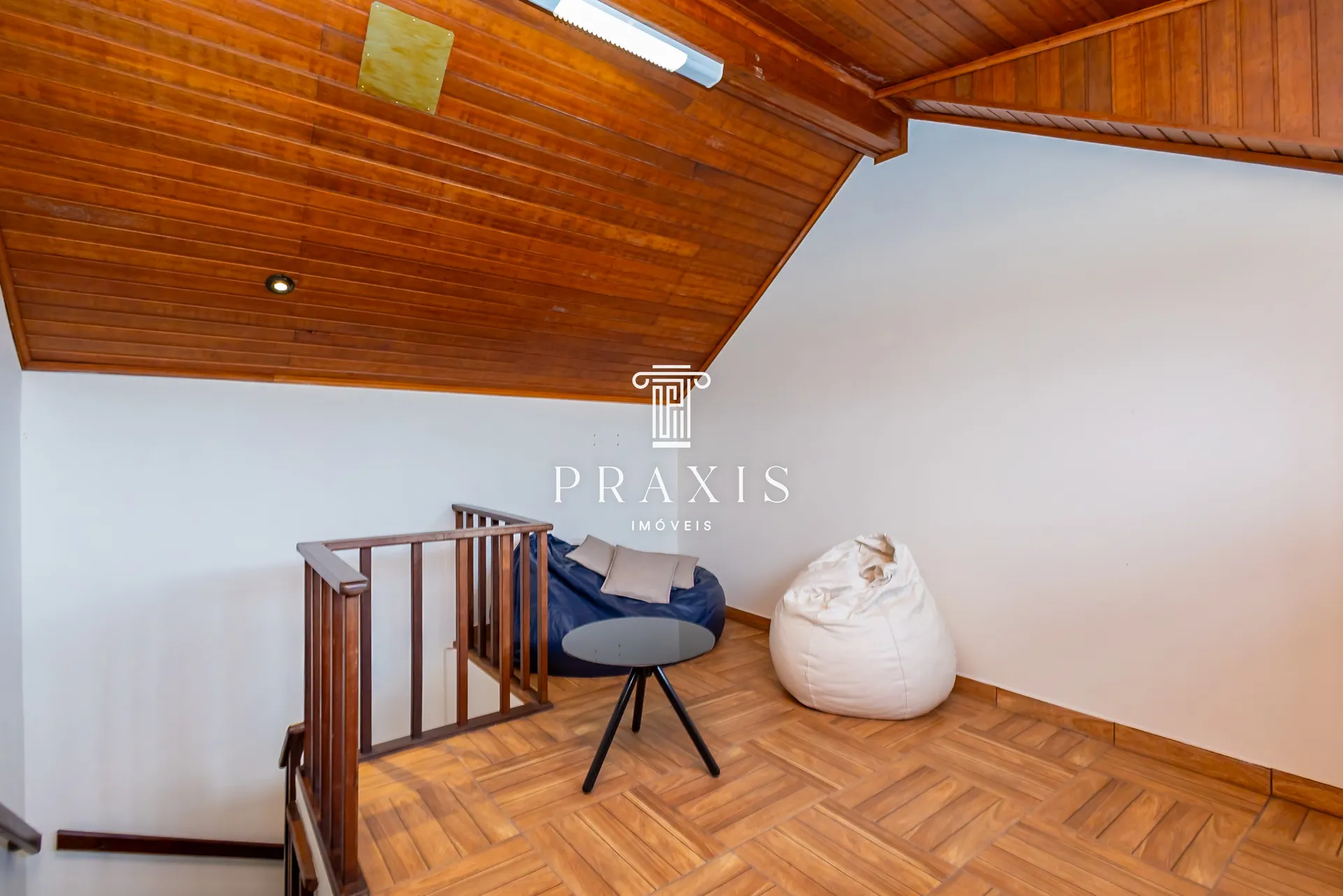207 m² house with 5 bedrooms, 2 suites and 2 parking — photo 19
