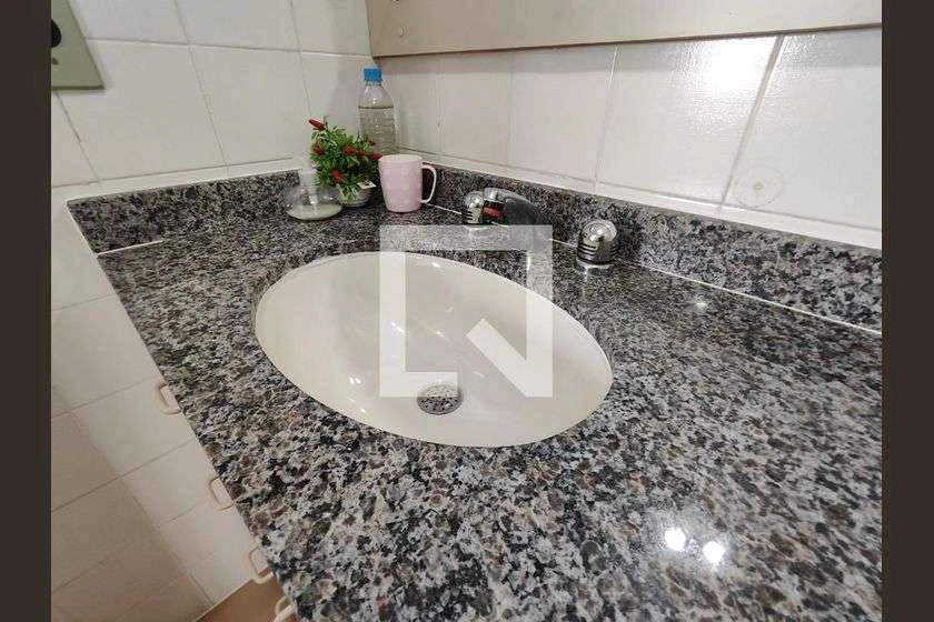 Мебльована квартира 74 м² з 2 спальнями-сюїтами — photo 6