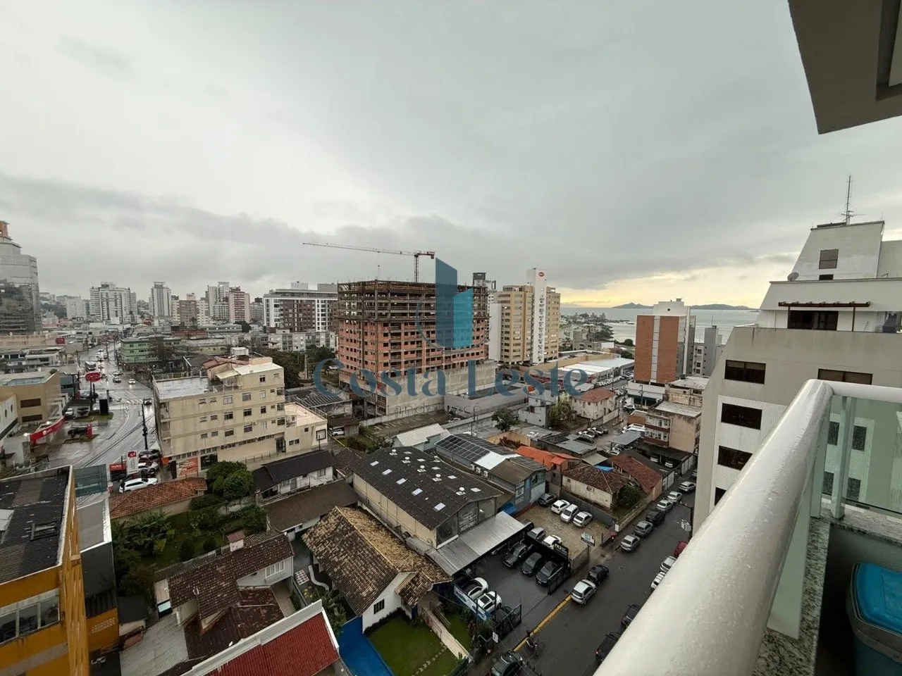 Furnished apartment, 101 m², with a grill on the balcony — photo 11