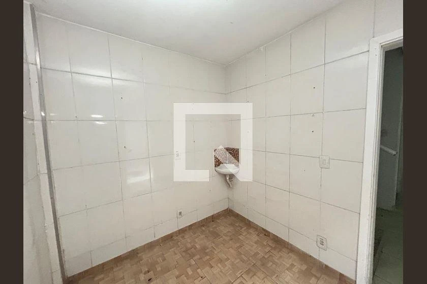 Casa para alugar sem mobília com 4 quartos e 1 banheiro — photo 49