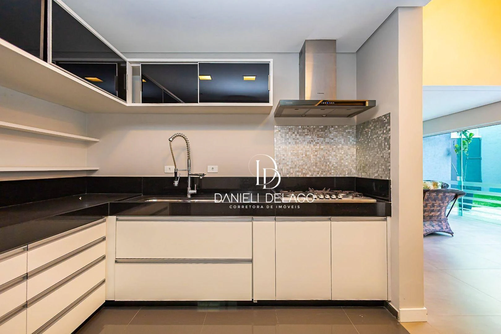 3-bedroom house with a garden in Curitiba — photo 15