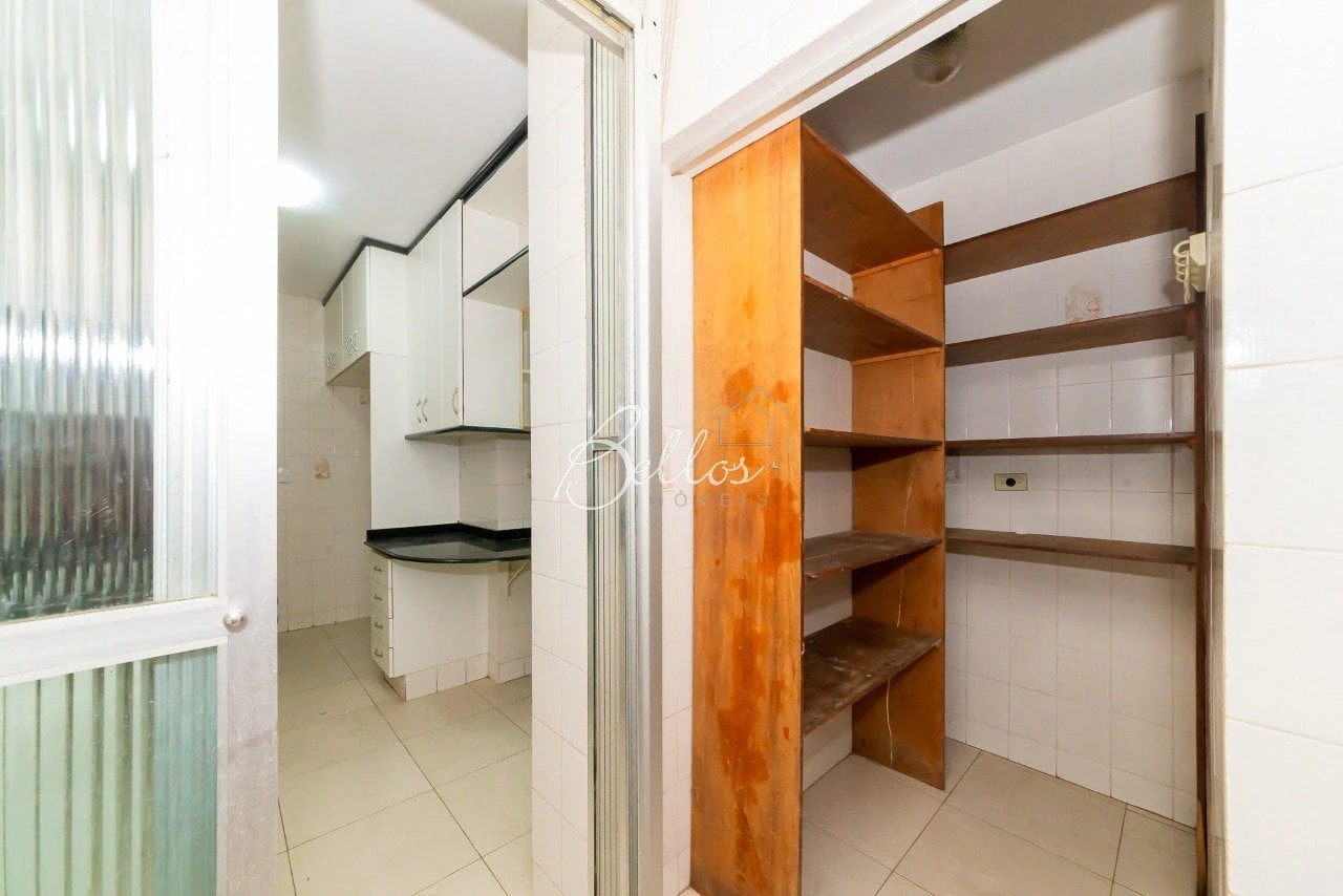 3-bedroom apartment with a bathtub — photo 24