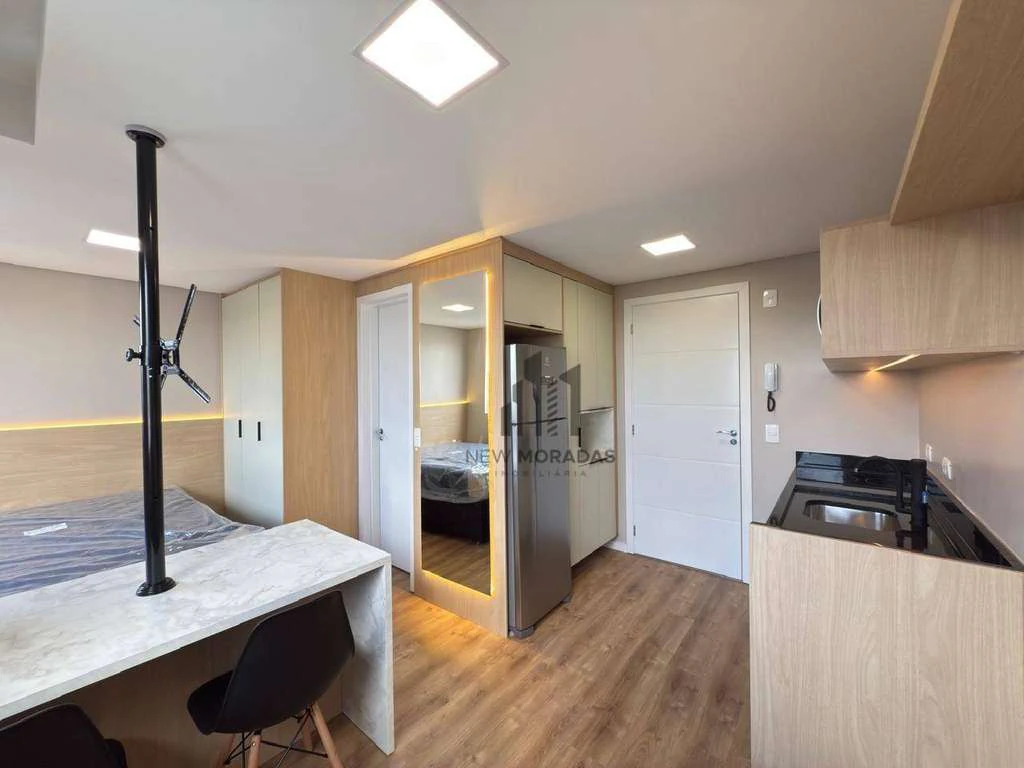 Furnished 23 m² studio with compact kitchenette — photo 3
