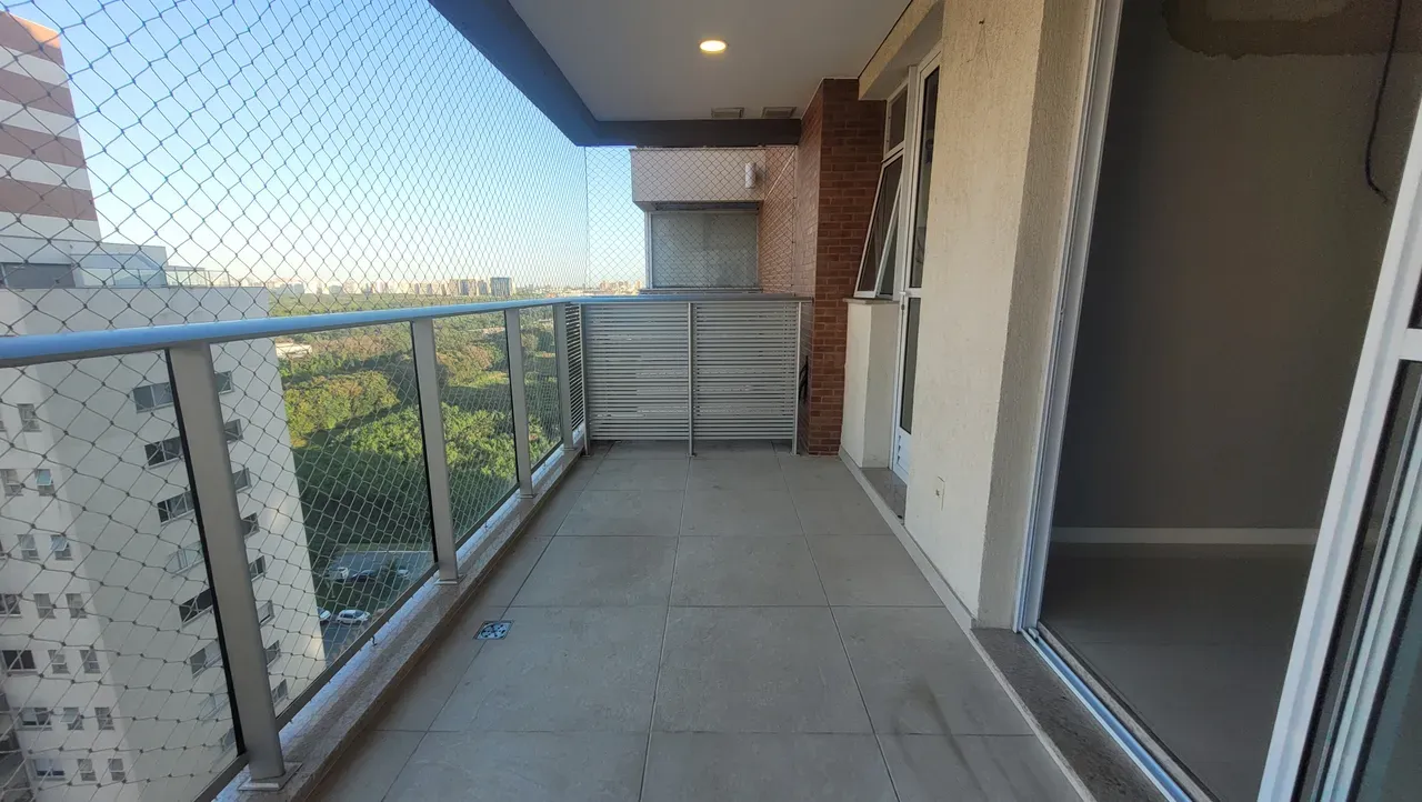 82 m² apartment with a home office and a mountain view — photo 33