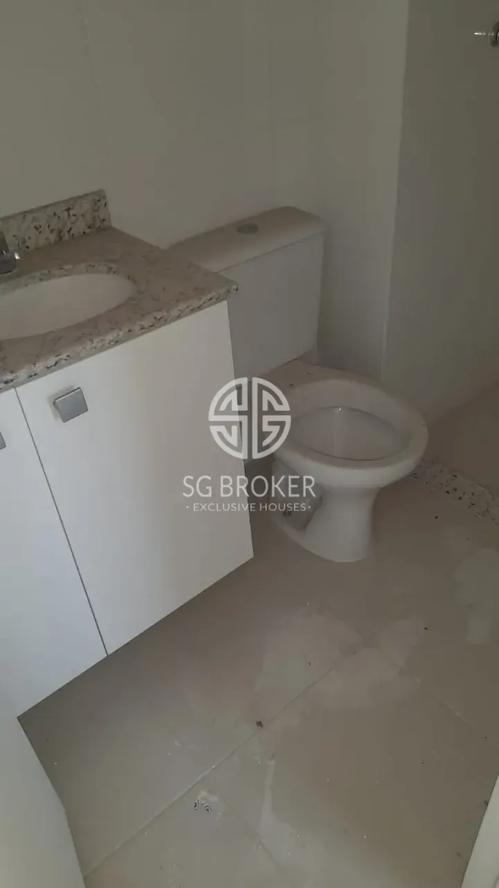 Apartment with 3 bedrooms and a gas stove kitchen — photo 15