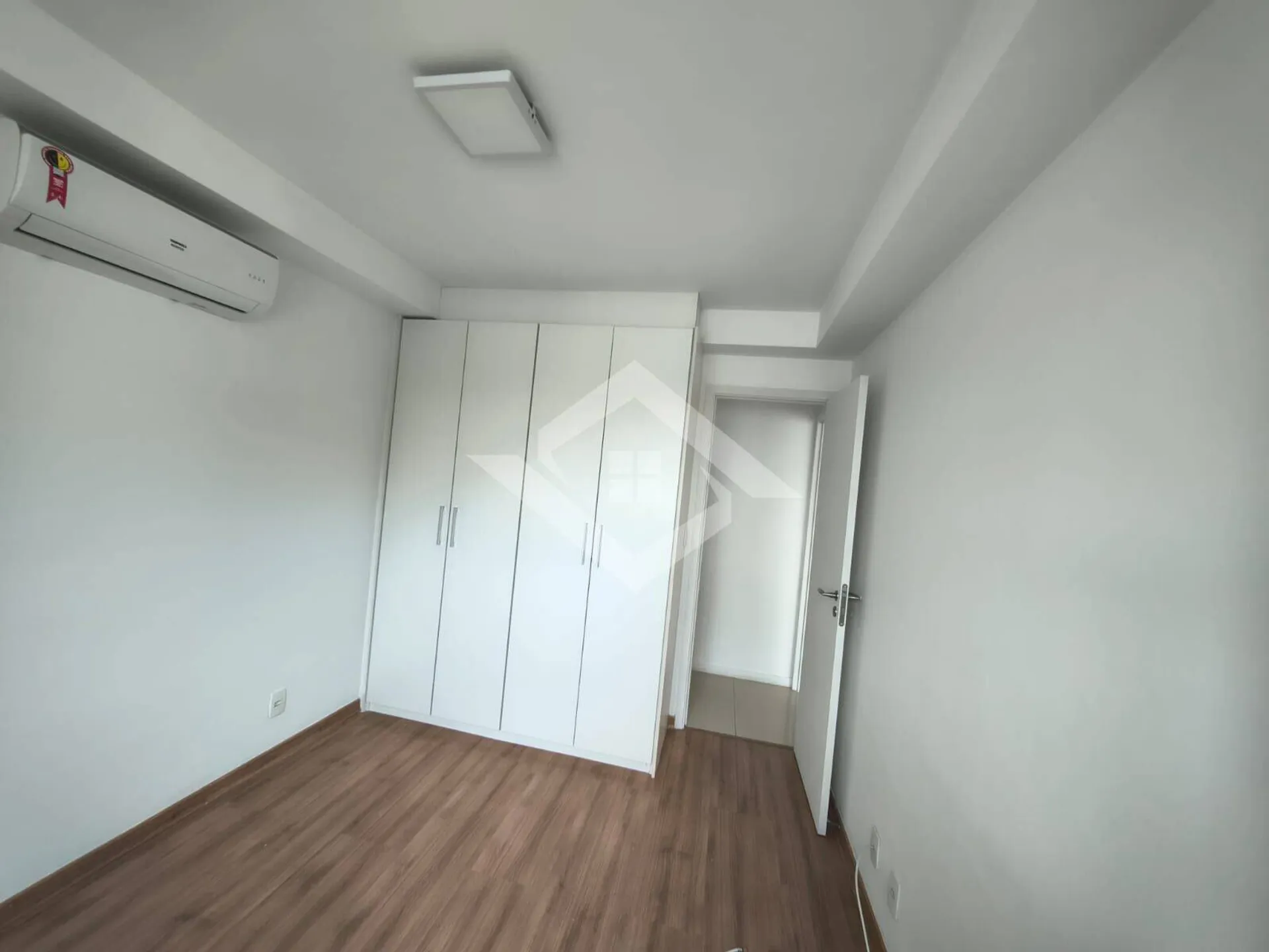 Apartamento com varanda envidraçada, Barra Olímpica — photo 21
