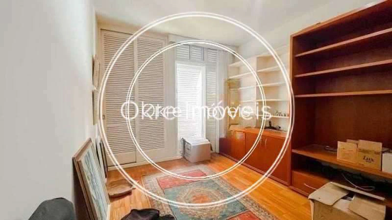 300 m² apartment with 4 bedrooms and 4 bathrooms — photo 3