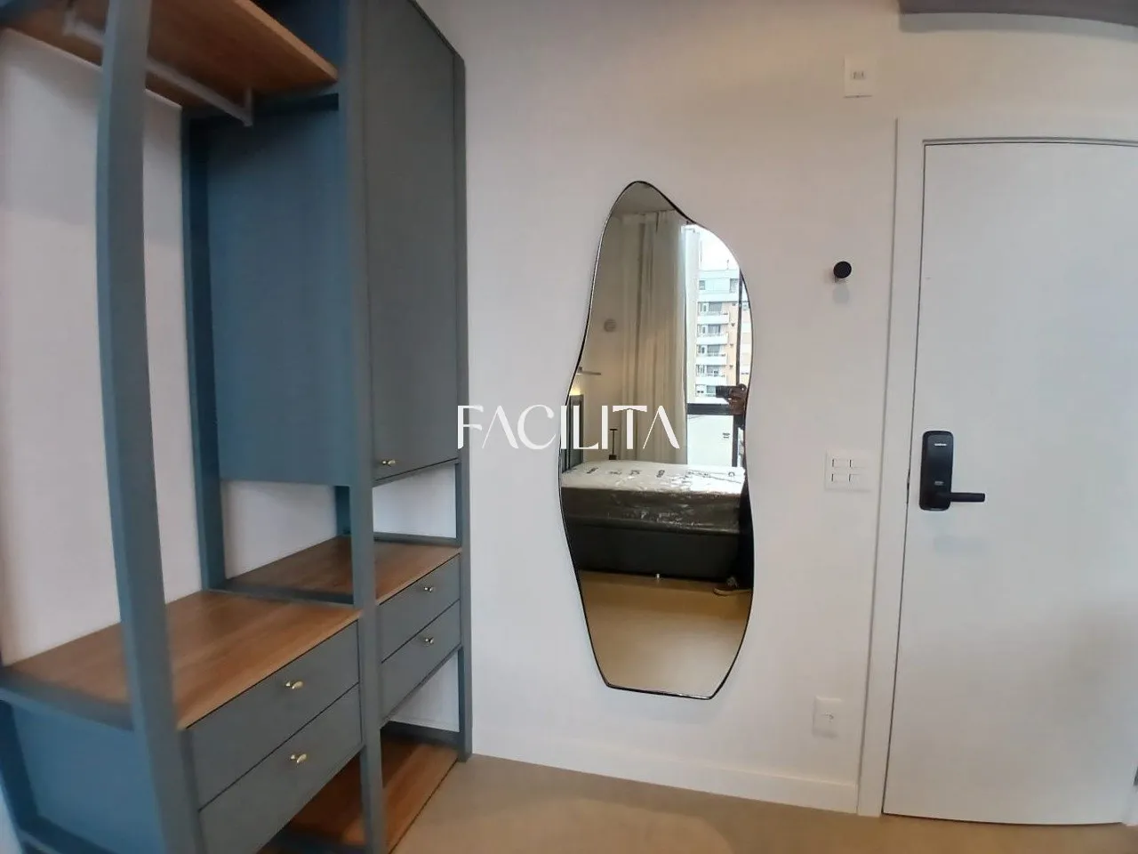 Furnished 37 m² studio on the 4th floor with 1 parking — photo 17