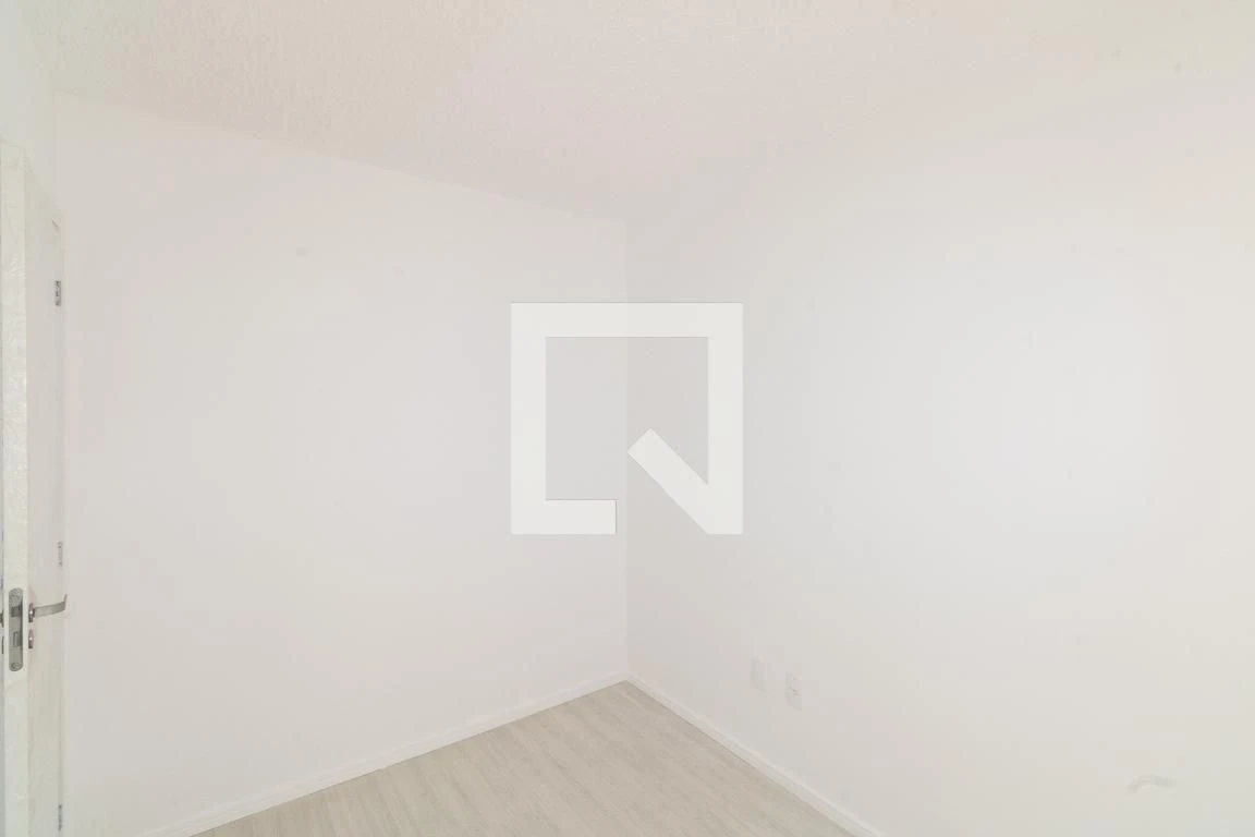 Apartamento com 2 quartos, 1 banheiro e 1 vaga — photo 31