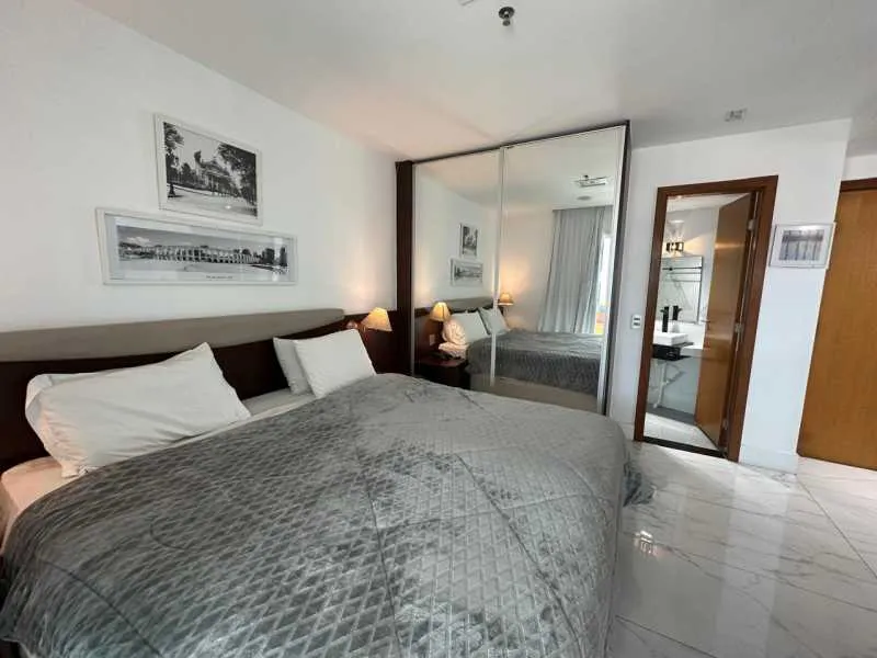 Furnished 1-bedroom, 1-bath apartment with parking — photo 7