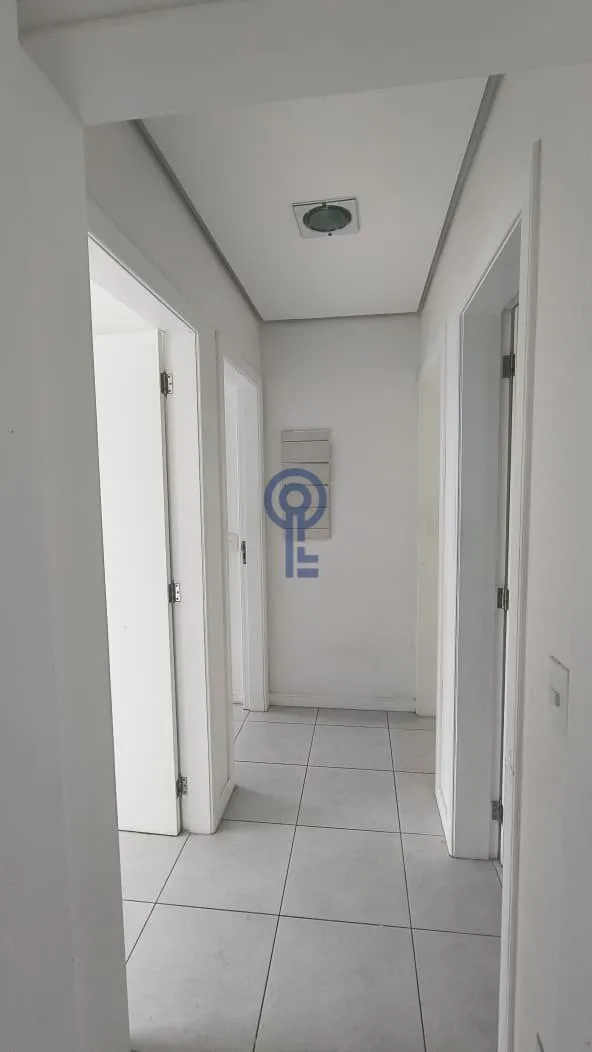 Apartamento de 3 dormitórios com cozinha fechada e 1 vaga — photo 3