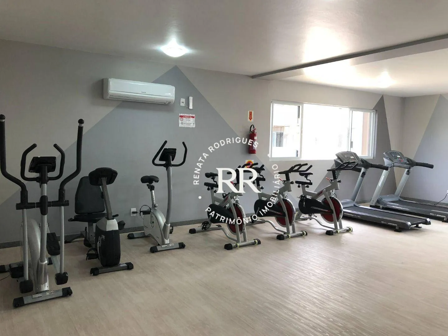 Apartamento amueblado de 64 m² con 2 dormitorios y balcón — photo 56