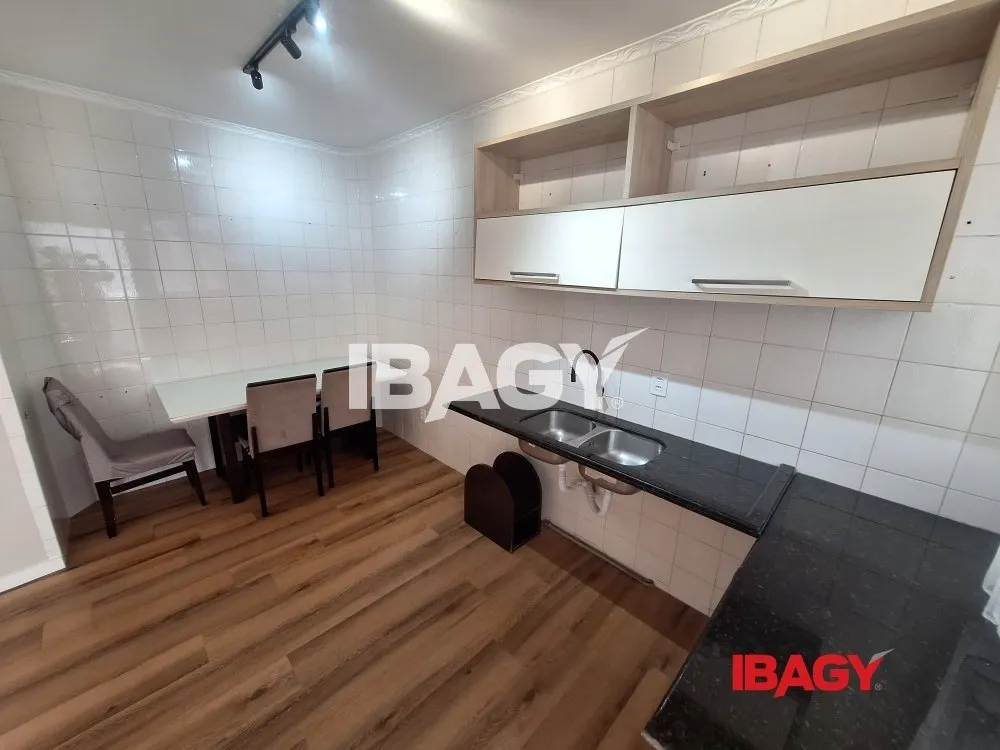 2-bedroom apartment with a suite and 69 m² — photo 11