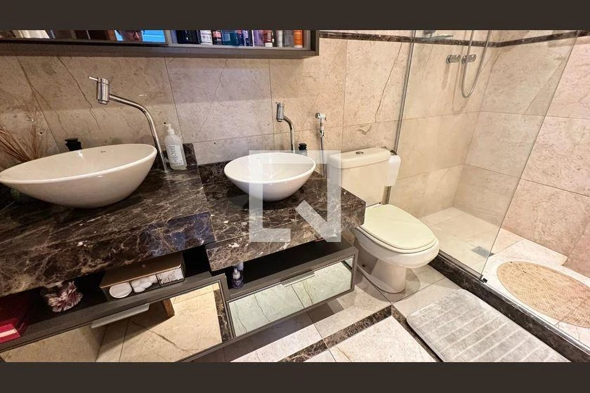 Квартира с 4 спальнями и стиральной машиной — photo 2