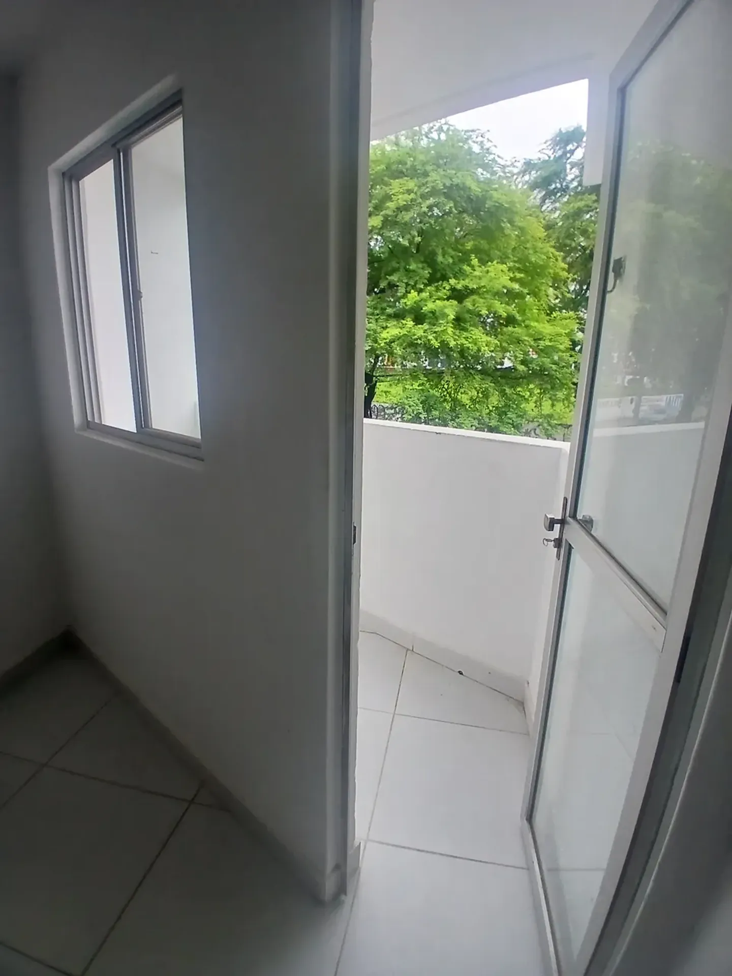 1-bedroom apartment with balcony, 53 m² — photo 8