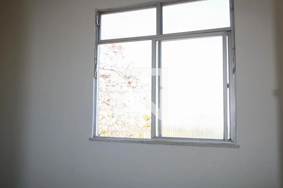 Apartamento com 2 quartos e cozinha fechada com fogão a gás — photo 39