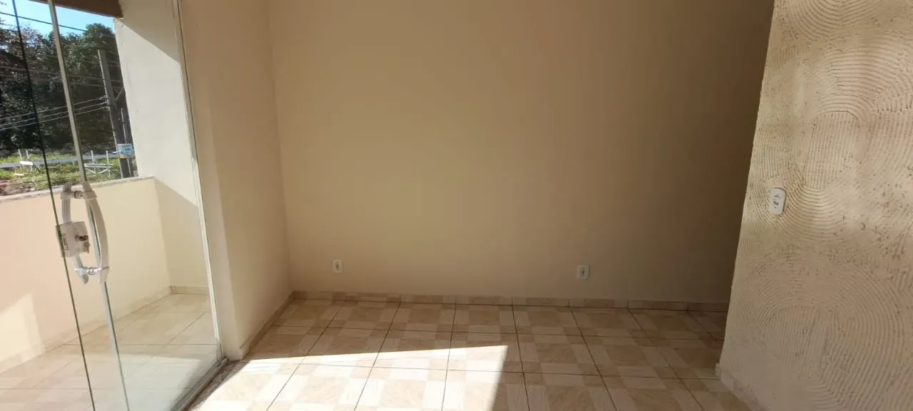 First-floor apartment with 2 bedrooms and balcony — photo 12