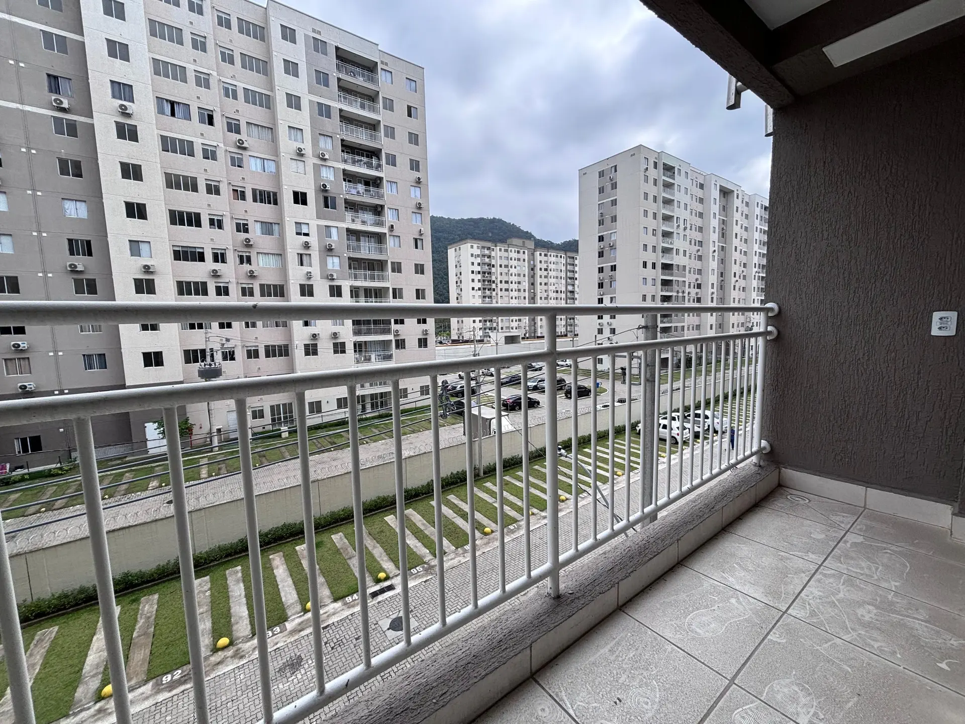 2-bedroom apartment with suite, balcony, 1 parking spot