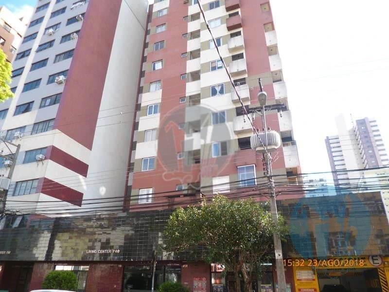2-bedroom apartment with wood or laminate floors in Curitiba — photo 2