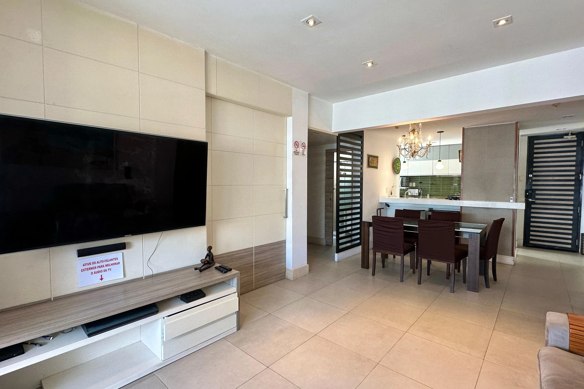 2-bedroom apartment with a grill on the balcony — photo 23