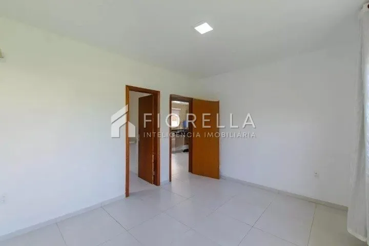 Floor-to-ceiling windows in a 3-bedroom house, 106 m² — photo 16