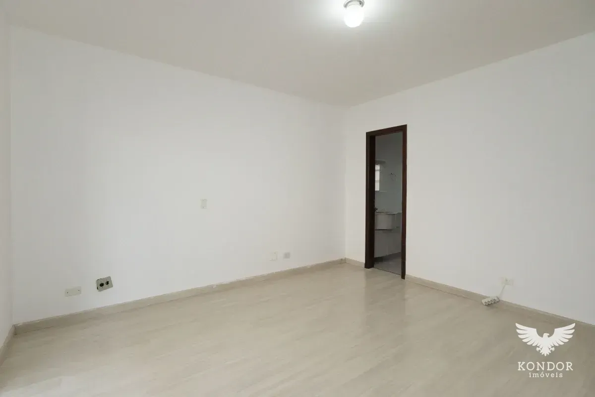 3-bedroom house with a home office in Curitiba — photo 24