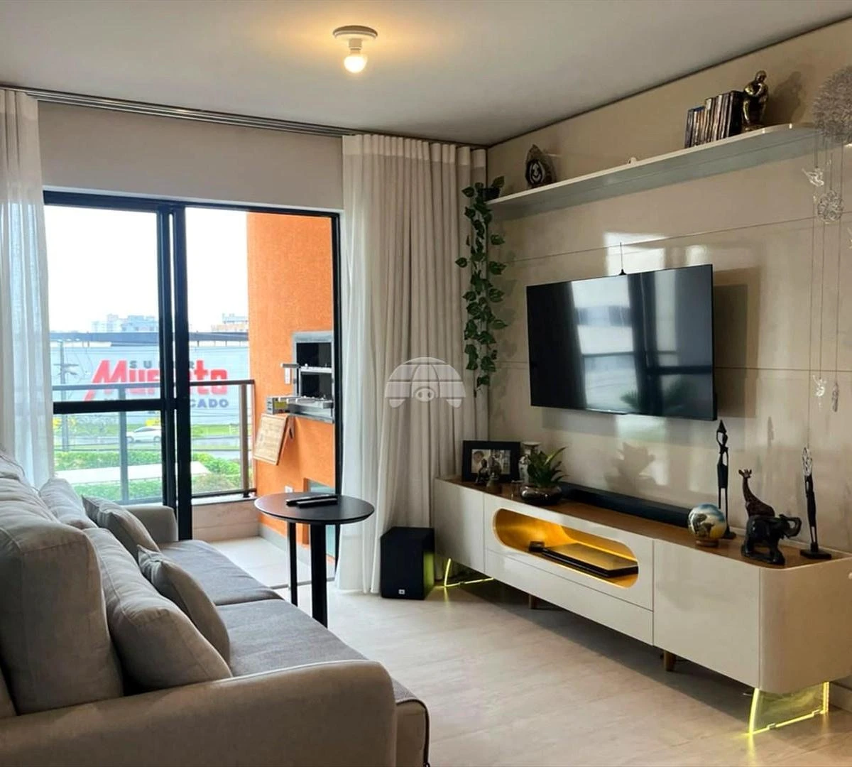 Departamento de 2 dormitorios con ventanales de piso a techo — photo 7