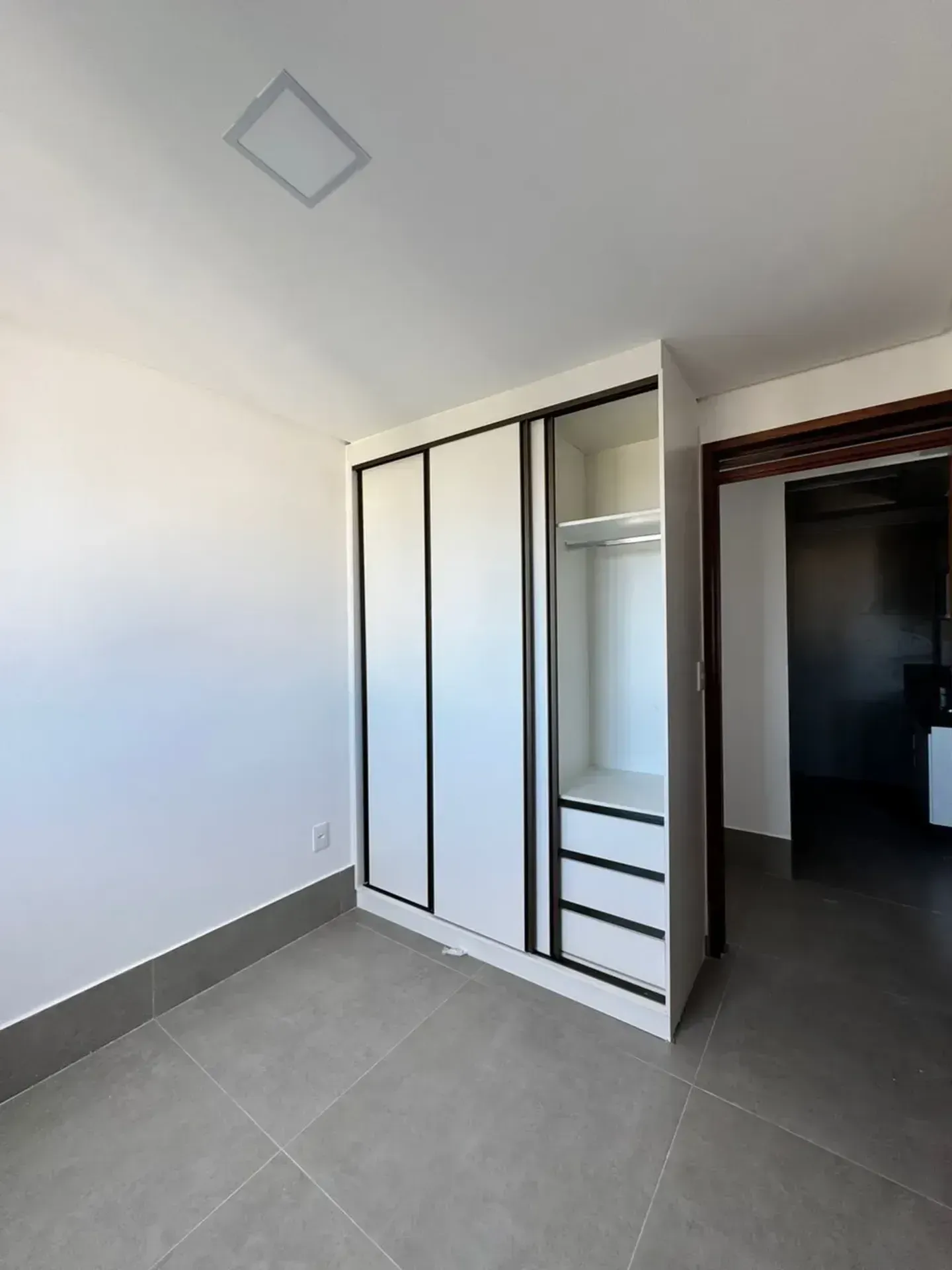 Квартира з 2 спальнями, 55 м² і паркомісцем на 7 поверсі — photo 9
